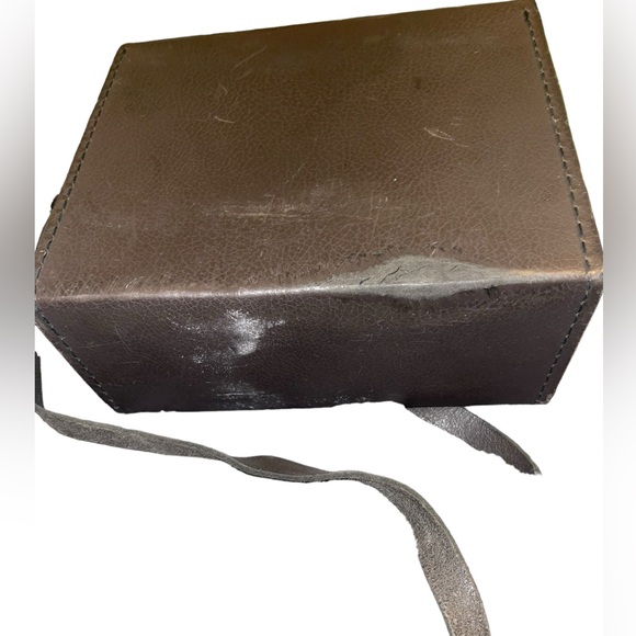 Vintage Bell & Howell 339 Autoload Focus-Matic 8mm Movie Camera + Original Case - Picture 2 of 11